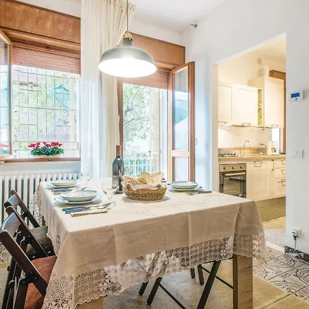 2 Bedroom Lovely In * Римини