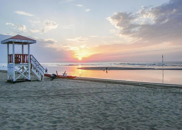 2 Bedroom Lovely In *