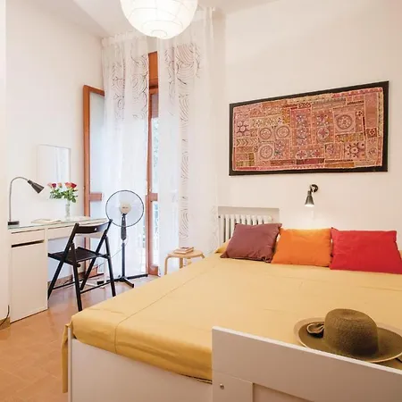 2 Bedroom Lovely In Apartamento